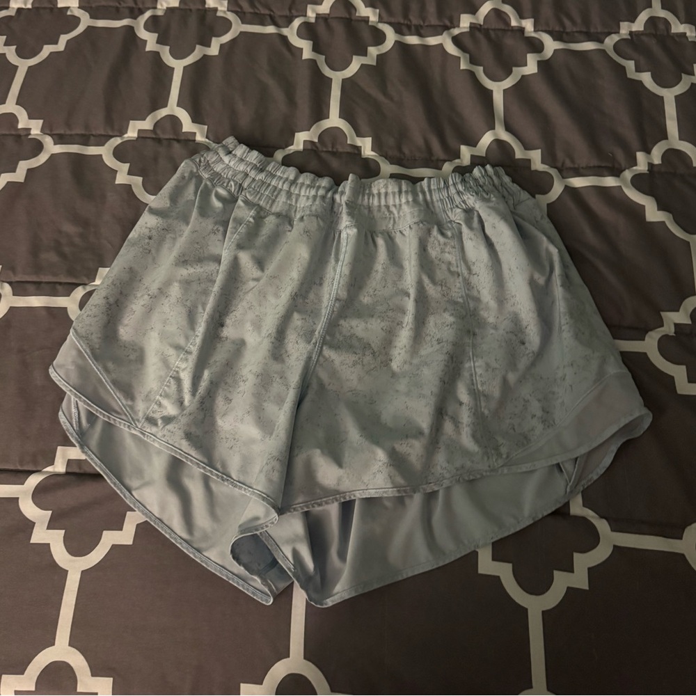 Lululemon shorts size 20